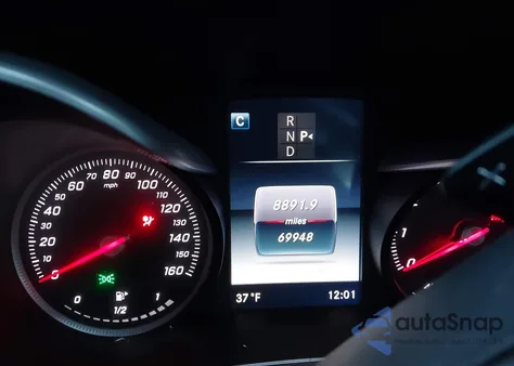 2016 Mercedes-Benz C 300 из США, поврежденный, VIN 55SWF4JB3GU154521